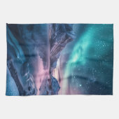 Aurora Borealis Über die verschneiten Berglandscha Geschirrtuch (Horizontal)
