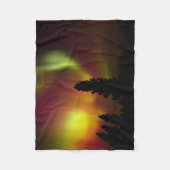 Aurora Borealis und Bäume Fleecedecke (Vorderseite)