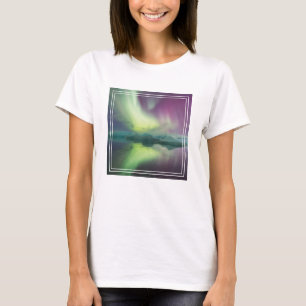 Aurora Lights in Lagoon   Jokulsarlon, Island T-Shirt