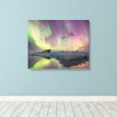 Aurora Lights Reflektion in Lagoon Leinwanddruck (Insitu (Holzboden))