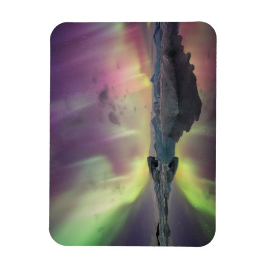 Aurora Lights Reflektion in Lagoon Magnet (Vertikal)
