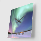 Aurora - Schöne Nordlichter Quadratische Wanduhr (Winkel)