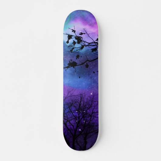 Aurora Skies Skateboard (Vorne)