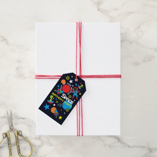 Aus dieser Welt!, Geburtstag! Geschenkanhänger (Mit Garn)
