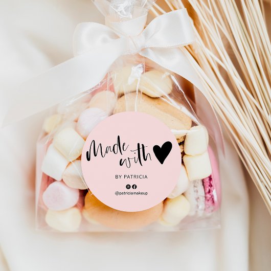 Aus Liebe-Skript minimalistisch schwarz und rosa g Runder Aufkleber