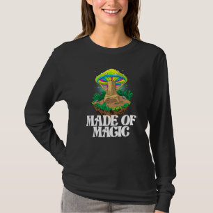 Aus Pilzen hergestellte Frauen-Magie-Psilocybin-Pi T-Shirt