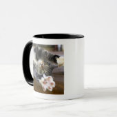 Ausdehnende Katze, zuhause Tasse (Vorderseite Links)