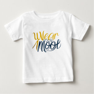 Ausdrucksstarke T - Shirt: Tragen Sie Ihre Stimmun Baby T-shirt