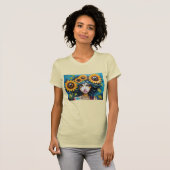 Ausdrucksstarkes Mädchen mit Sonnenblumen T-Shirt (Vorne ganz)