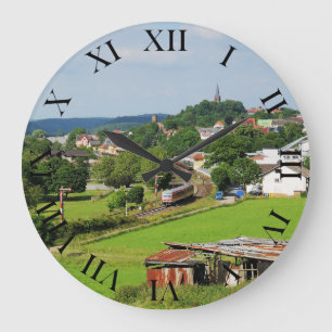 Ausfahrt aus Frankenberg Große Wanduhr