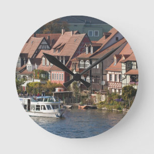 Ausflugsschiff in Klein-Venedig und Regnitz Runde Wanduhr