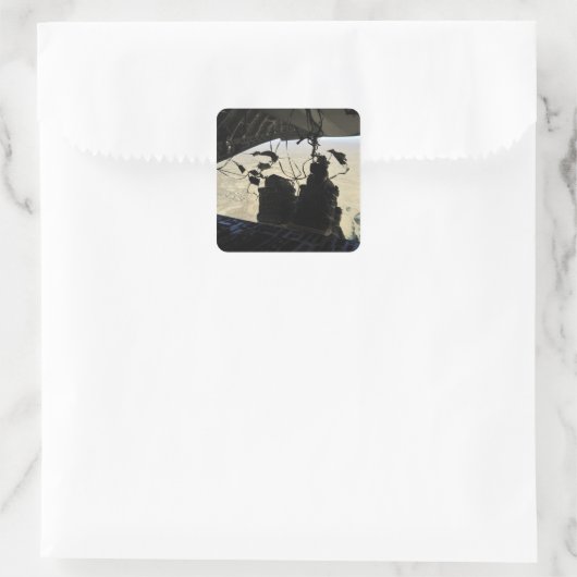 Ausgang des Containerzustellsystems Quadratischer Aufkleber (Tasche)