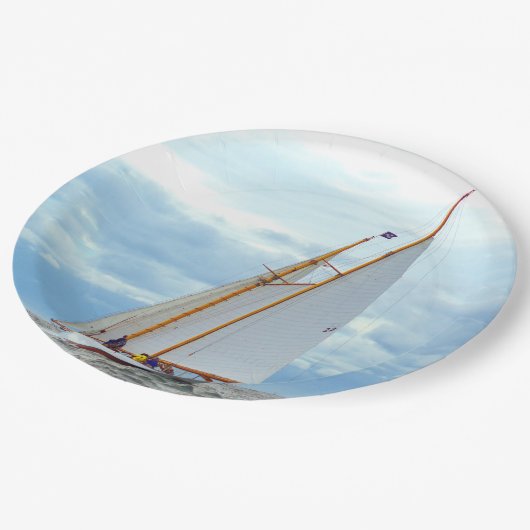 Ausgehend auf brillant pappteller (Schrägansicht)