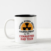 Ausgehobener Krasser Tech Funny Radiologic Technol Zweifarbige Tasse (Links)