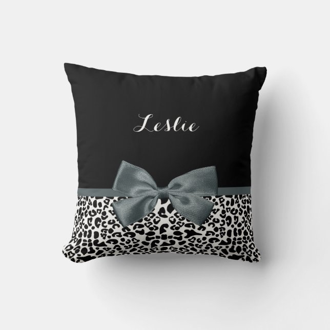 Ausgereifter Leopard Print Graue Bow mit Namen Kissen (Vorderseite)