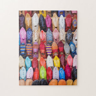 Ausgestellte Schuhe in einem Geschäft in den Souks Puzzle