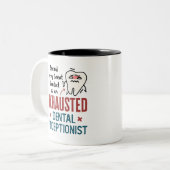 Ausgestoßene Zahnärztin Zweifarbige Tasse (Vorderseite Links)
