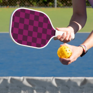 Ausgewogene Visuals mit marine-rotem Schachbrettmu Pickleball Schläger