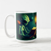 AUSLÄNDISCHES LESEN KAFFEETASSE (Links)