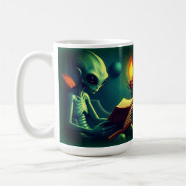 AUSLÄNDISCHES LESEN KAFFEETASSE