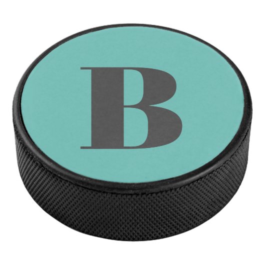 Ausschließlicher Aquamarin-Grau-Monogramm-Anfangsb Eishockey Puck (3/4)