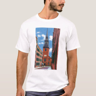 Außenansicht der alten Nordkirche T-Shirt