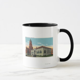 Außenansicht der Bibliothek und Rathaus Tasse