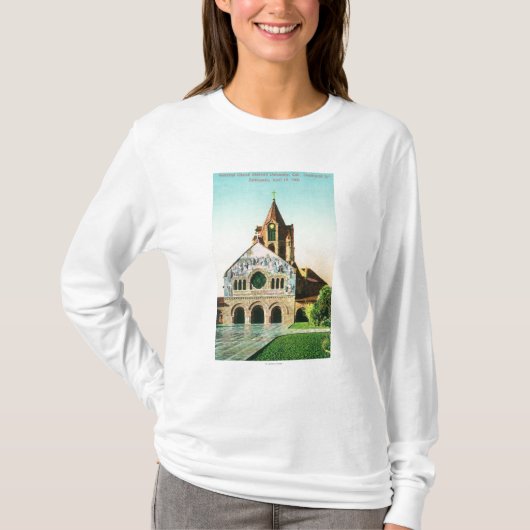 Außenansicht der Erinnerungskirche bei Stanford U T-Shirt (Vorderseite)
