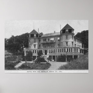 Außenansicht der Hotelbon-Luft in Escalle Poster