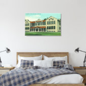 Außenansicht der Longfellow School Leinwanddruck (Insitu (Schlafzimmer))