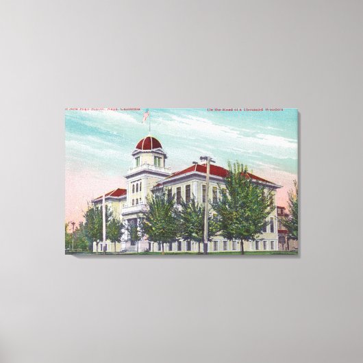 Außenansicht der neuen Hochschule Napa, CA Leinwanddruck (Vorderseite)