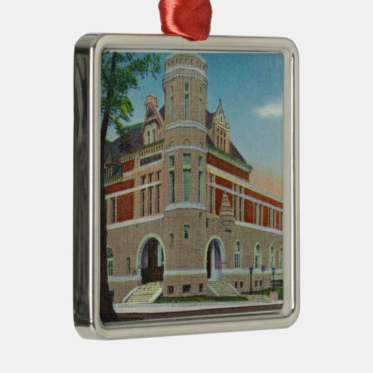 Außenansicht der Post 3 Silbernes Ornament (Rechts)