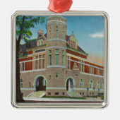 Außenansicht der Post 3 Silbernes Ornament (Vorne)