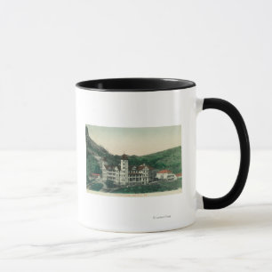 Außenansicht der toskanischen QuellenRed Bluff, CA Tasse
