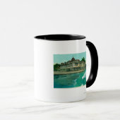 Außenansicht des berühmten Capitola Hotels Tasse (VorderseiteRechts)
