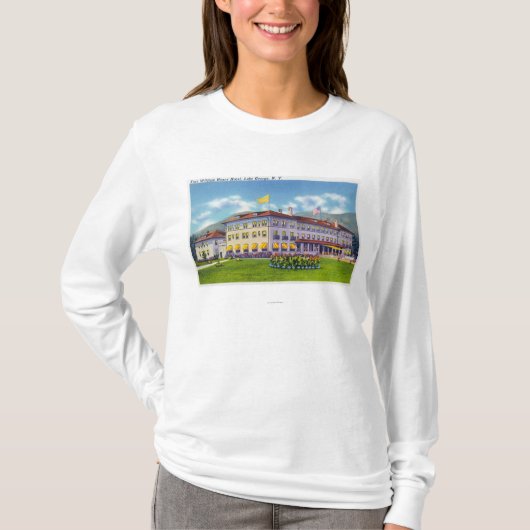 Außenansicht des Fort William Henry Hotels T-Shirt (Vorderseite)
