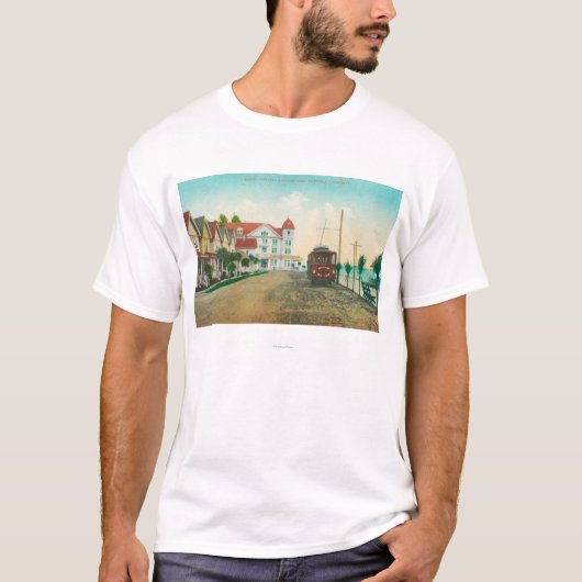 Außenansicht des Hotels Capitola und der Hütten T-Shirt (Vorderseite)