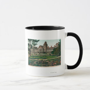 Außenansicht des Hotels Del Monte und des Bodens Tasse