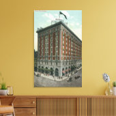 Außenansicht des Hotels Rochester Leinwanddruck (Insitu (Wohnzimmer))