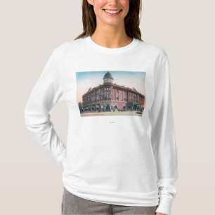 Außenansicht des Hotels Stewart T-Shirt
