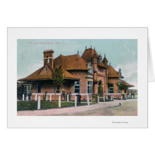 Außenansicht des OSL Depots Nampa, Identifikation