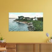 Außenansicht des Pearl House Leinwanddruck (Insitu (Wohnzimmer))