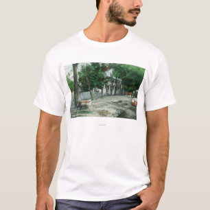 Außenansicht einer Straße HouseYreka, CA T-Shirt