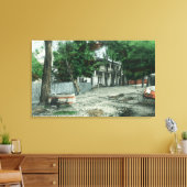 Außenansicht eines Road HouseYreka, CA Leinwanddruck (Insitu (Wohnzimmer))