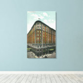 Außenansicht Hotel Seneca Leinwanddruck (Insitu (Holzboden))