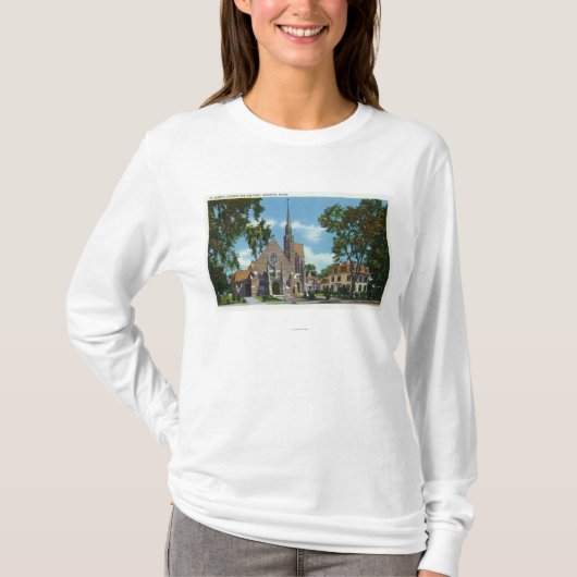 Außenansicht St Mary von Kirche und von Pfarrhaus T-Shirt (Vorderseite)