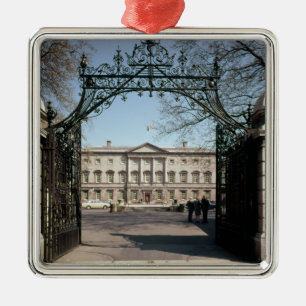 Außenansicht vom Tor, errichtet 1745-47 Silbernes Ornament