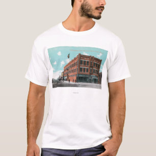 Außenansicht von Cunningham Hotel auf Lewis-St. T-Shirt
