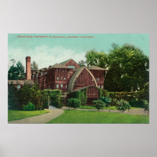 Außenansicht von Hearst Hall, U von CA Poster