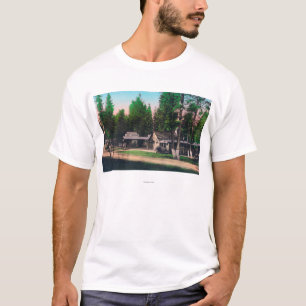 Außenansicht von Loch- Lomonderholungsort T-Shirt